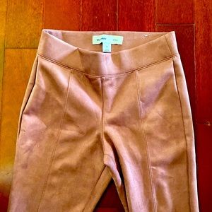 Mauve velvet legging/slacks, STEVIE, super flattering thick material with seems